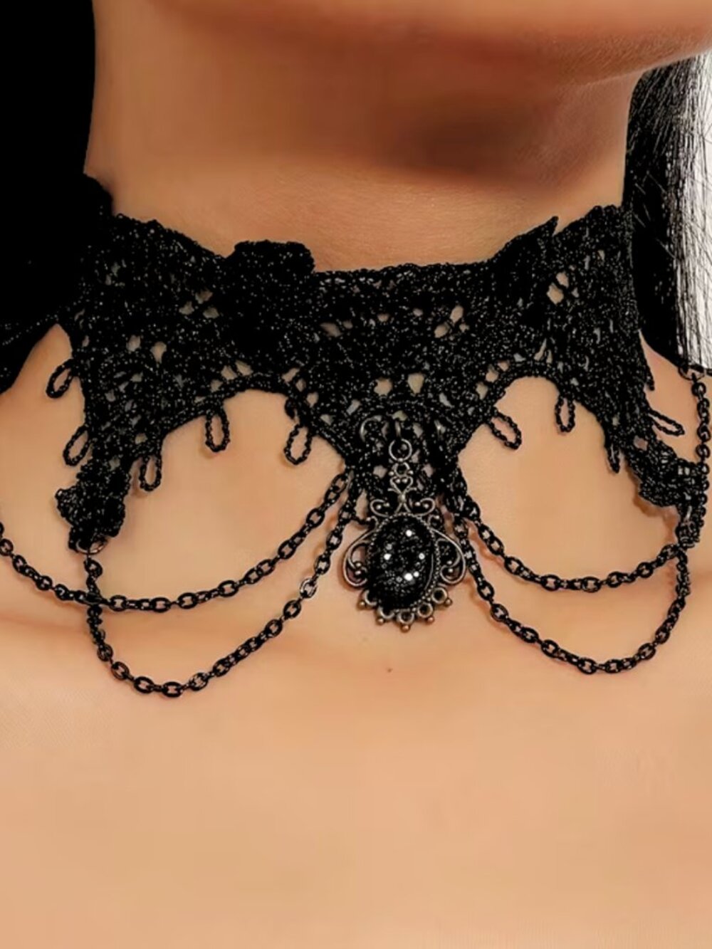 Black Lace Choker Vintage-Inspired Necklace with Embellishments & Chains Cosplay
